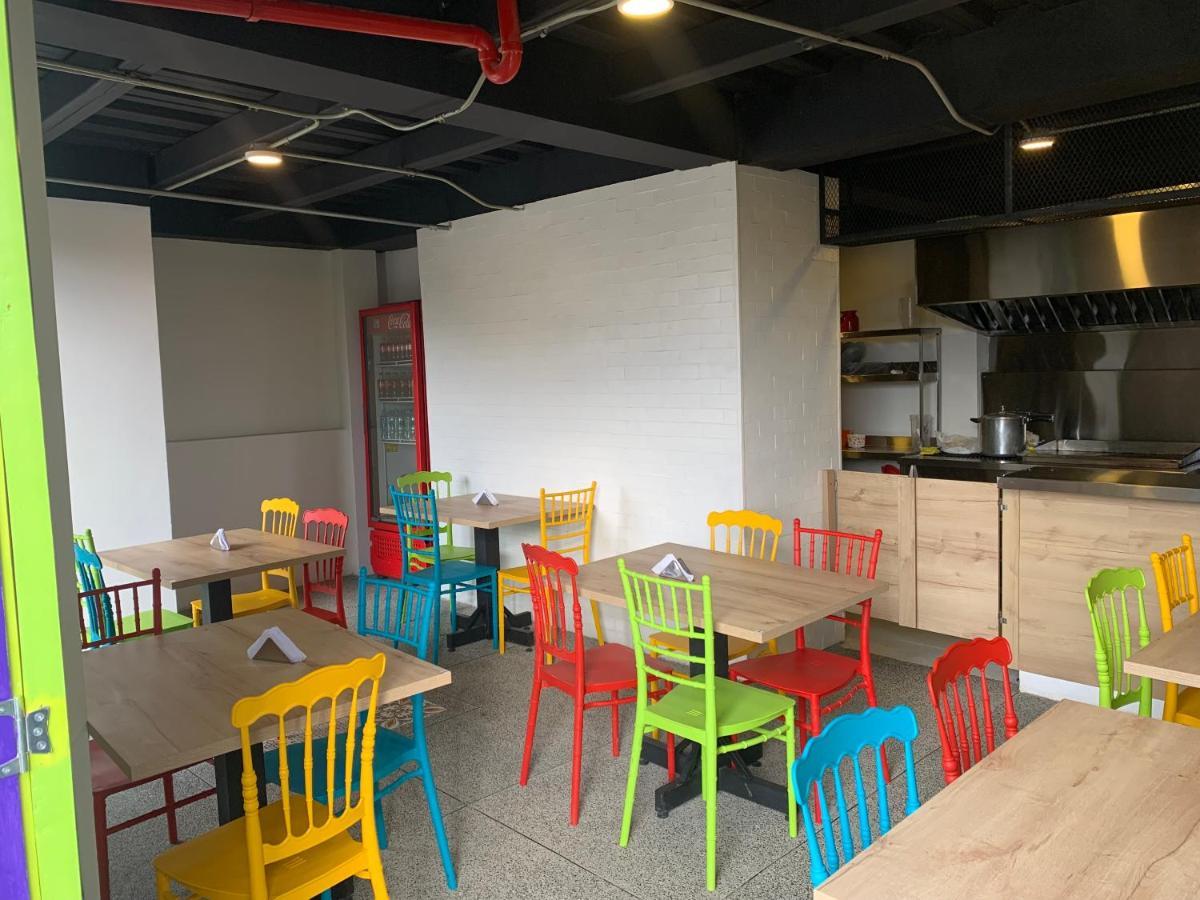 La Posada De Rubi サレント エクステリア 写真